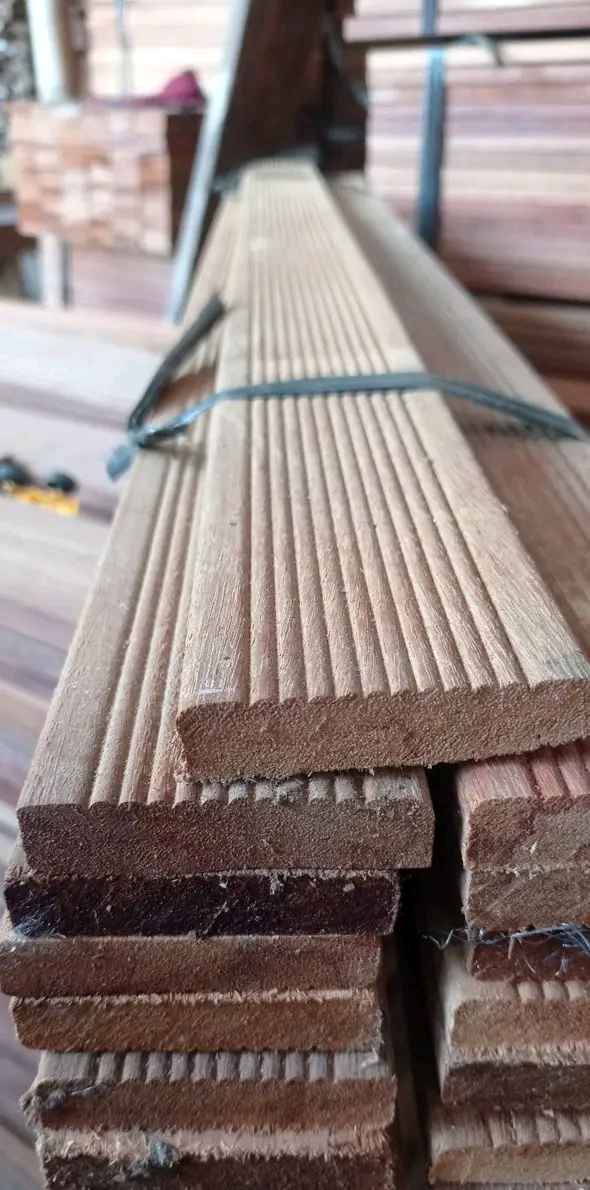 Decking Kayu Semarang